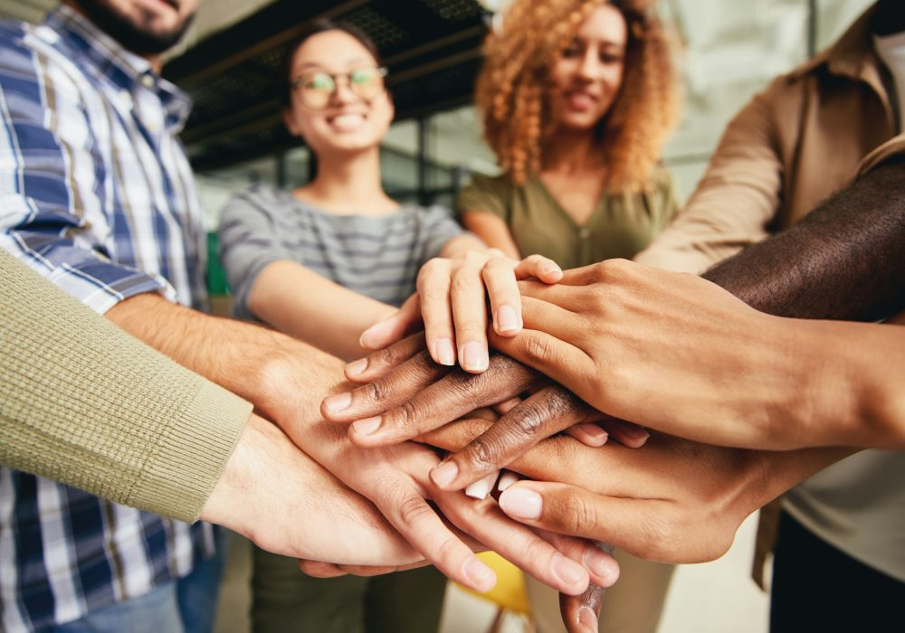 Modern companies encourage cultural diversity in their human resources